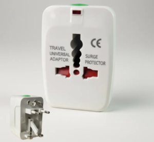 Adaptador Enchufe Universal Viaje Turismo Viajero 110v/220v